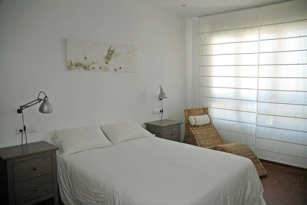 Villa with pool, 200m from beach Villa with pool, 200m from beach
