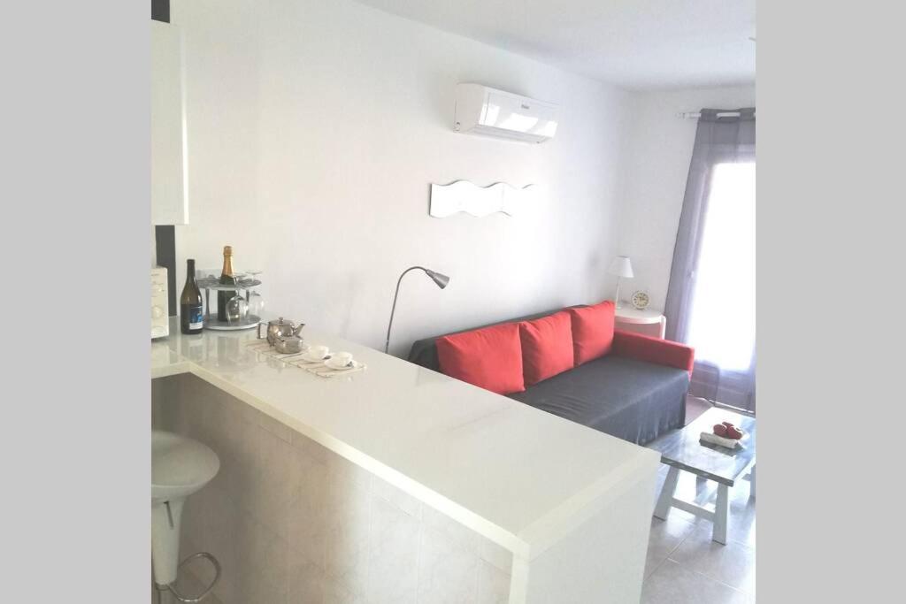 APARTAMENTOS BINIFORCAT CB apto 52 IDEAL PLACE FOR HOLIDAY APARTAMENTOS BINIFORCAT CB apto 52 IDEAL PLACE FOR HOLIDAY