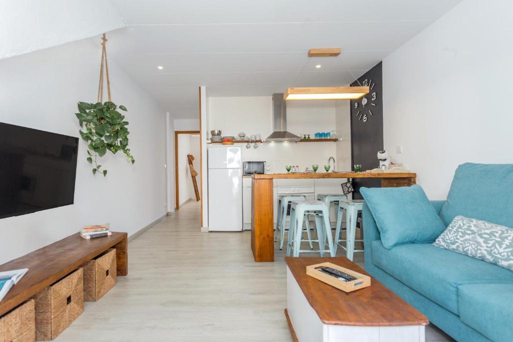Calan Blanes Park 2adults 4children Calan Blanes Park 2adults 4children
