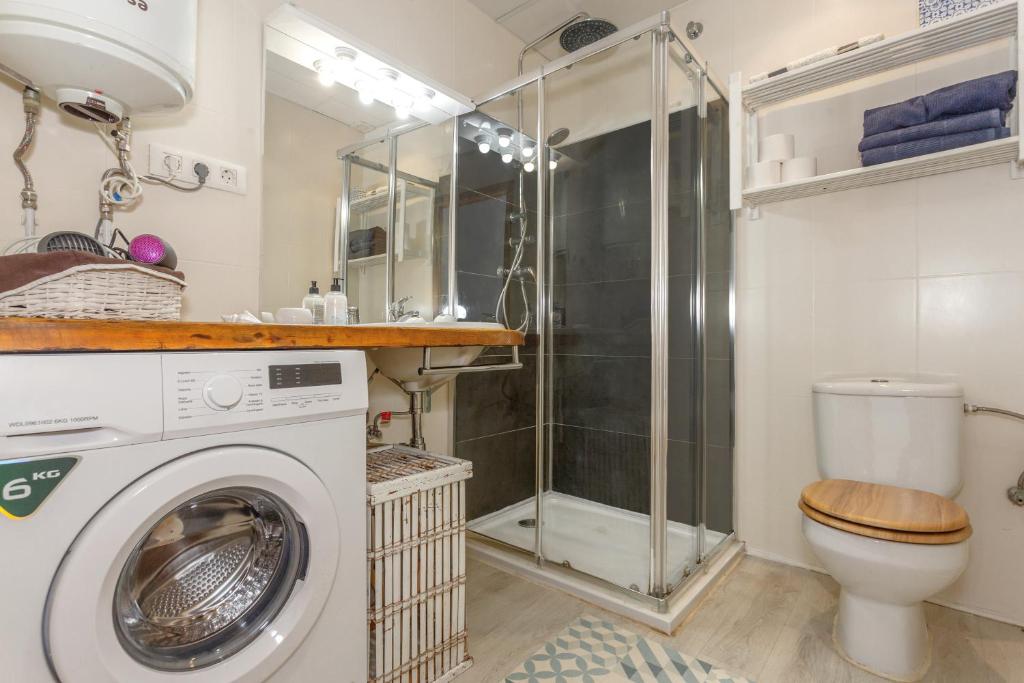 Calan Blanes Park 2adults 4children Calan Blanes Park 2adults 4children