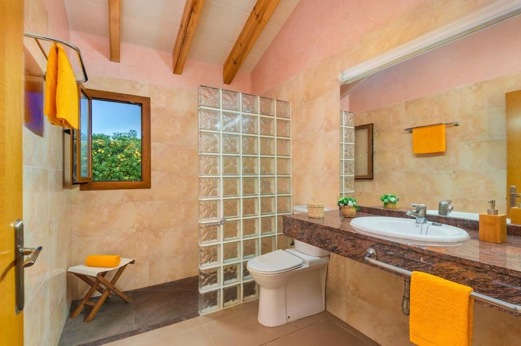 Candela 4 bedroom villa, Cala'n Forcat Candela 4 bedroom villa, Cala'n Forcat