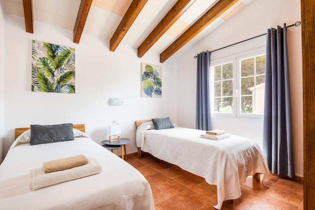 Itsasalde 3 bedroom villa, Cala'n Blanes