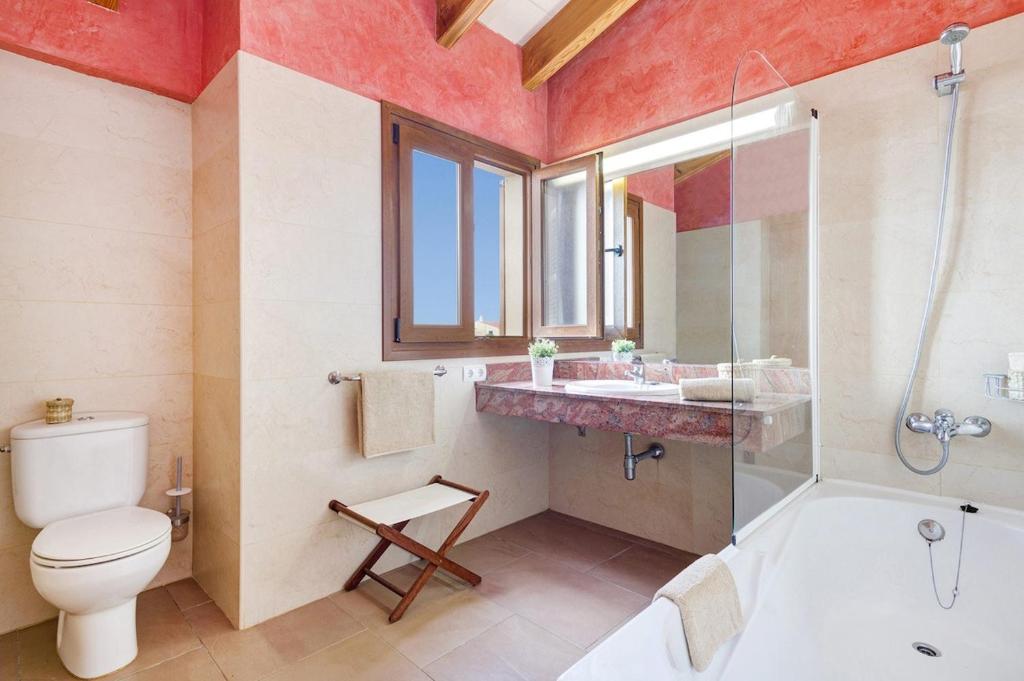 Mares 4 bedroom villa, Cala'n Forcat Mares 4 bedroom villa, Cala'n Forcat