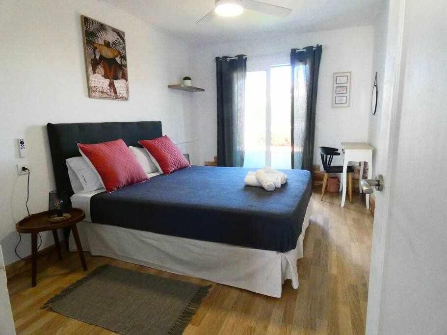 Xoriguer Apartamento con piscina