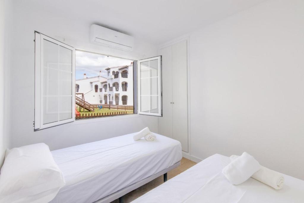 Siesta Mar Private Apartment 53 Cala'n Porter 3 bed Siesta Mar Private Apartment 53 Cala'n Porter 3 bed