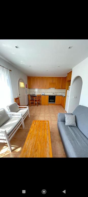 Bonito apartamento con terrazas y aparcamiento. Bonito apartamento con terrazas y aparcamiento.