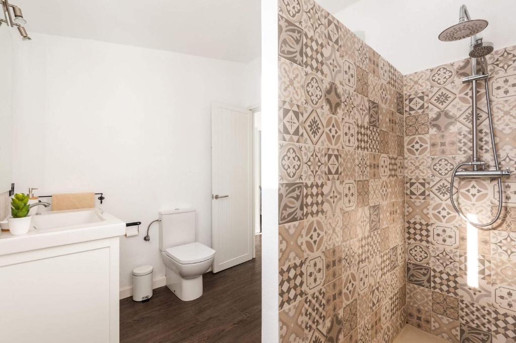 Villa Ullastre by Villa Plus