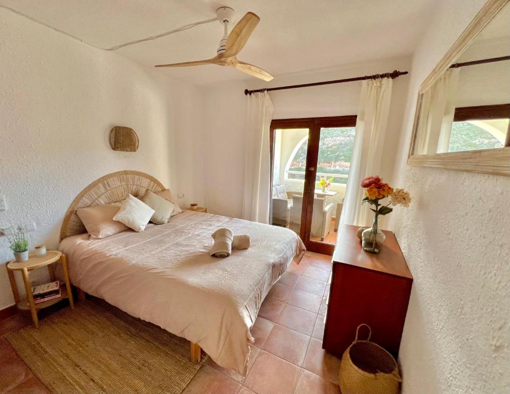 Beachfront Apartment in Cala Morell