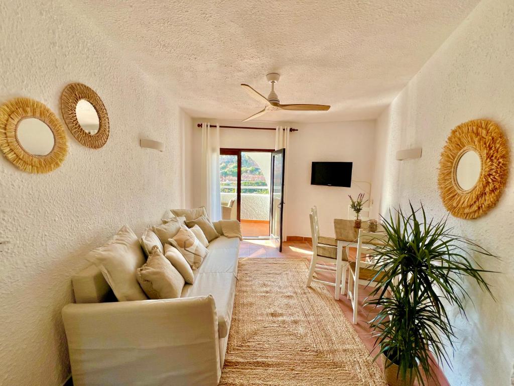Beachfront Apartment in Cala Morell