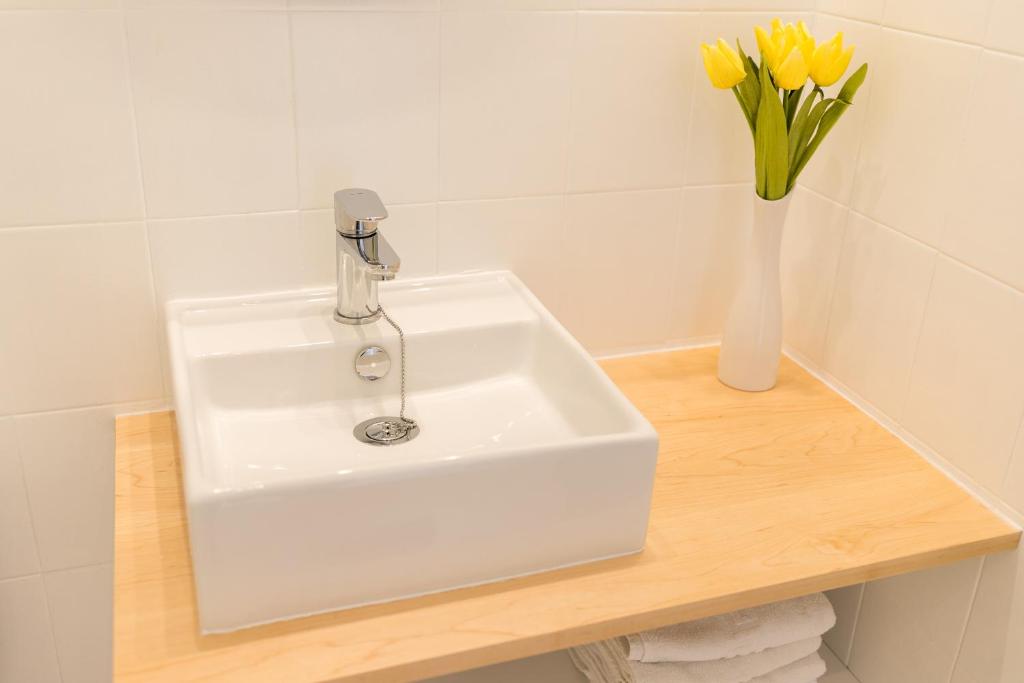 Moderno apartamento en Calan Bosch- C10 Moderno apartamento en Calan Bosch- C10