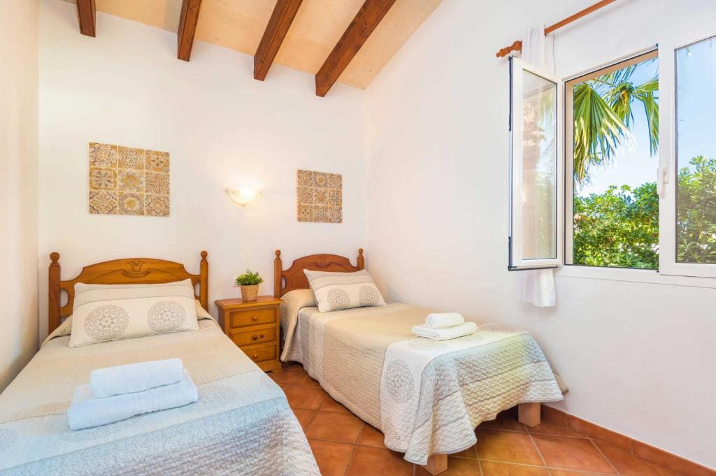 Villa Mikel by Villa Plus