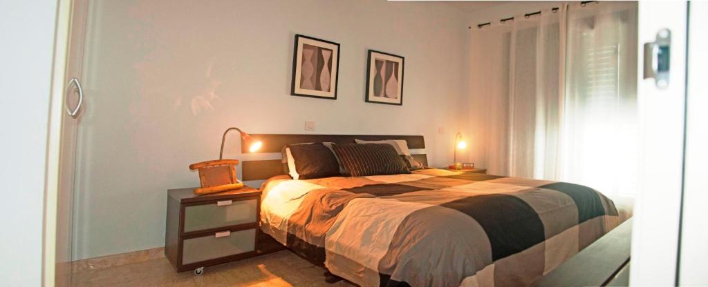 Apartamento amplio en planta baja CALA BUSQUETS Apartamento amplio en planta baja CALA BUSQUETS