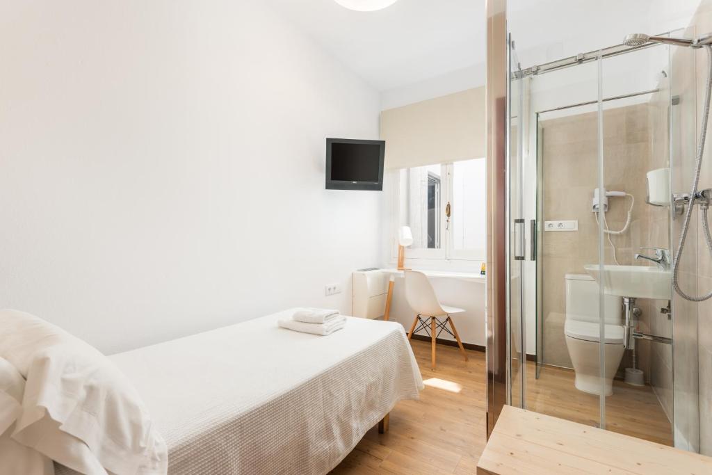 Hostal Jume - Urban Rooms
