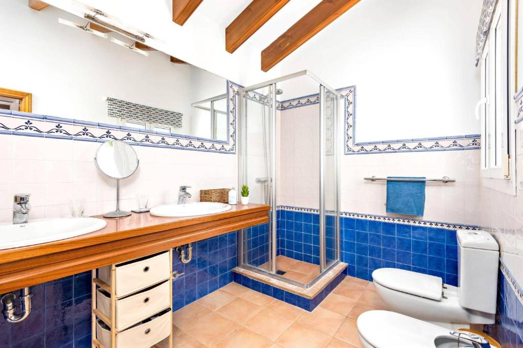 Villa Anchorage by Villa Plus