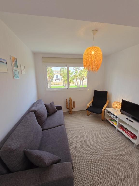 Cozy apartment - Beach 100m away
