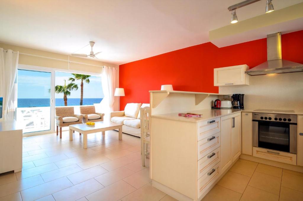 Moderne Ferienwohnung Mit Traumhaftem Meerblick