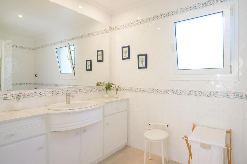 VILLA PONTI A5 Vacaciones en Primera Línea de mar en Menorca VILLA PONTI A5 Vacaciones en Primera Línea de mar en Menorca