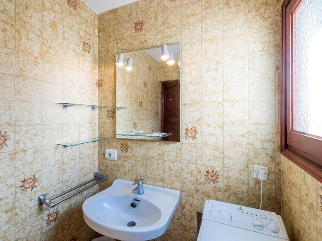 Great Son Bou Villa Casa Lucia 3 Bedroom Family Villa Large Spacious Pool Area Sea Views Great Son Bou Villa Casa Lucia 3 Bedroom Family Villa Large Spacious Pool Area Sea Views