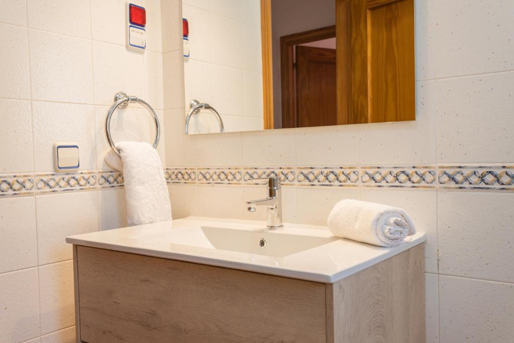 Villa Primavera V130 By MENORCARENTALS