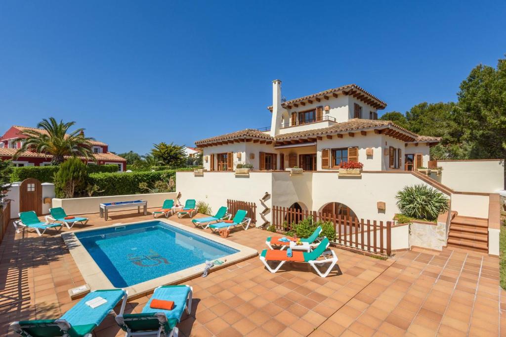 Villa Xoric by Villa Plus