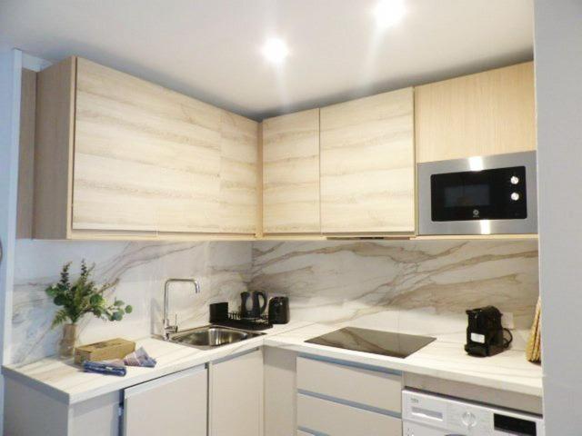 Can Isabel, apartamento con piscina, restaurante y zona de juegos Can Isabel, apartamento con piscina, restaurante y zona de juegos
